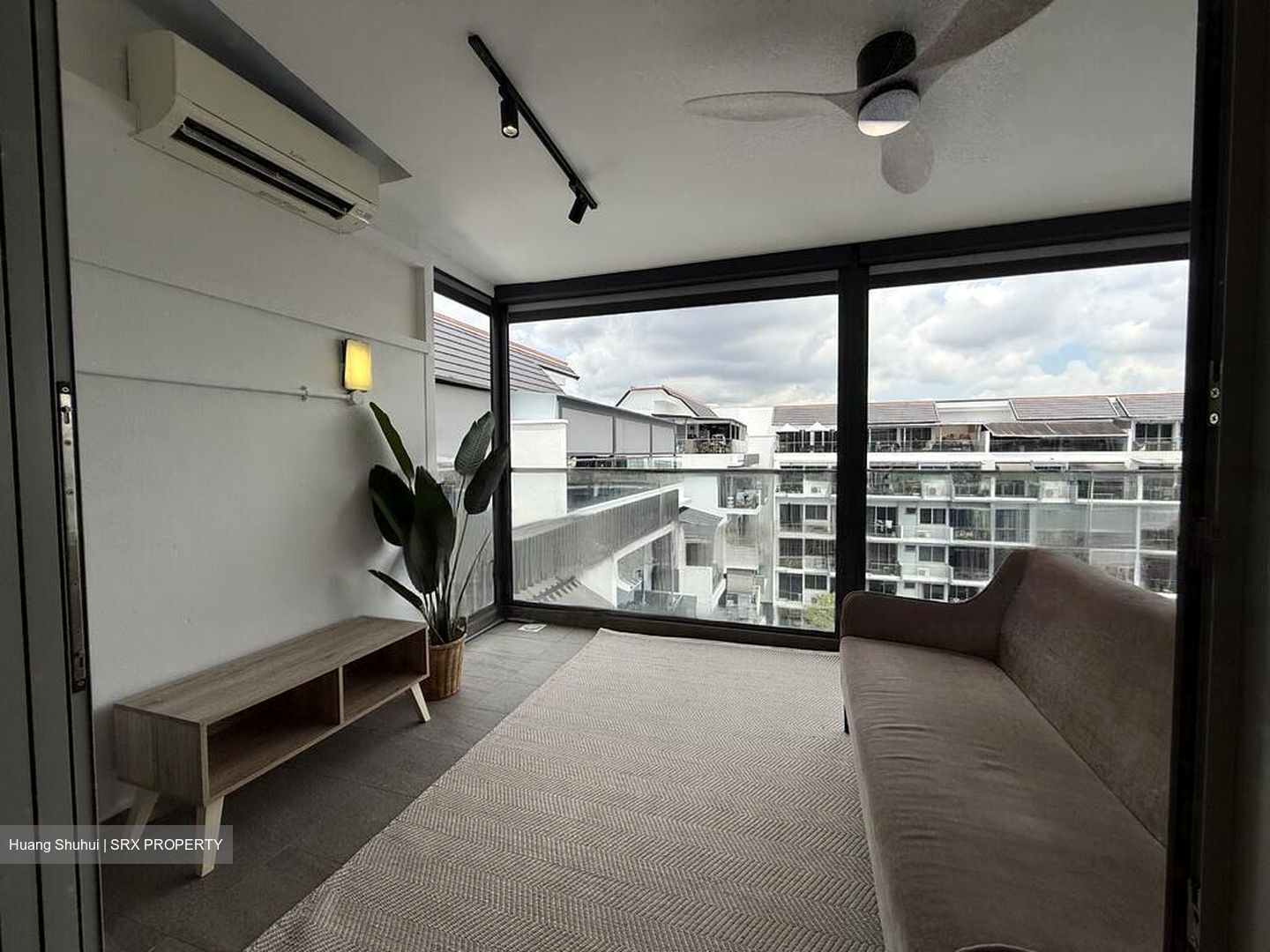 Casa Cambio (D19), Condominium #484509211